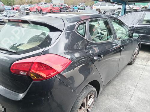 Pièces Détachées Usagées KIA CEE'D (JD) 1.4 CVVT (100 hp) 4183978