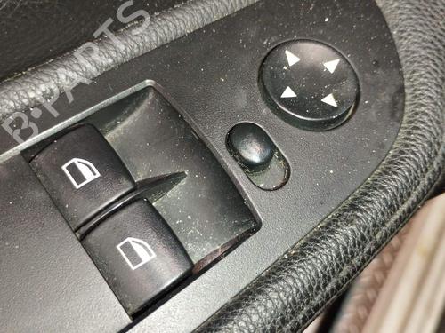left-front-window-switch-bmw-1-coupe-e82-2006-2007-2008-2009-2010-2011-2012-2013-37489265 main image
