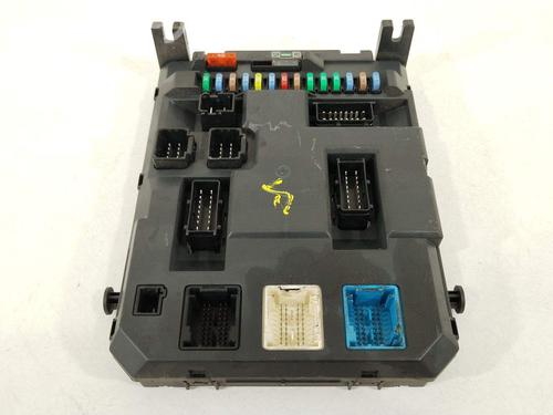 Used Fuse box Fuse box 38175162 38175162
