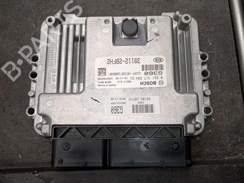Used Engine control unit (ECU) KIA CARENS IV 1.6 GDi (135 hp) 28193579
