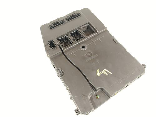 Used Fuse box Fuse box 38238388 38238388