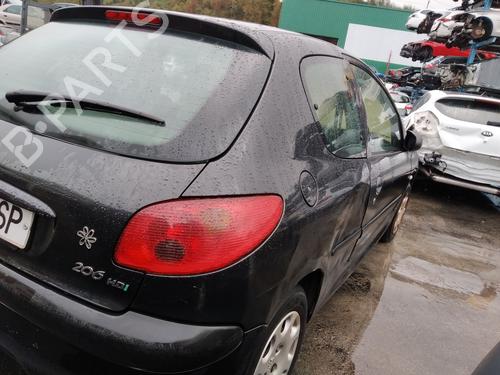 Fuse box PEUGEOT 206 Hatchback (2A/C) 1.4 HDi eco 70 | BP21080202E1 