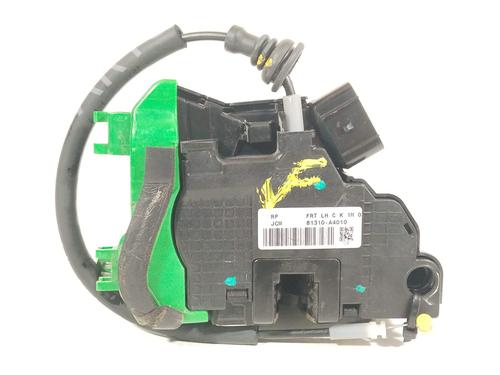 front-left-lock-kia-carens-iv-2013-34693265 main image