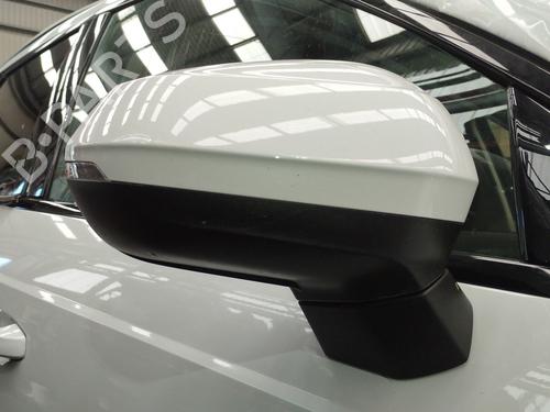 right-mirror-audi-q3-f3b-2018-36421594 main image