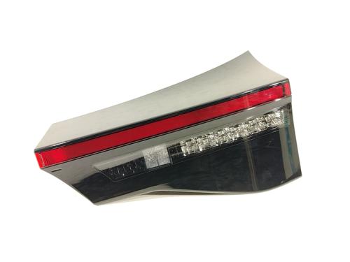Used Right tailgate light TOYOTA YARIS CROSS (MXP_) 1.5 Hybrid All-wheel Drive (MXPJ15) (116 hp) 31622769