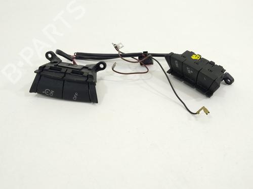 Used Steering wheel controls FORD KUGA I 2.0 TDCi (140 hp) 23538033