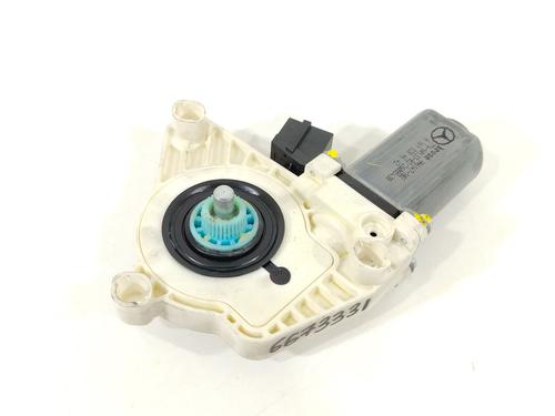 Used Right rear window motor Right rear window motor MERCEDES-BENZ B-CLASS Sports Tourer (W245) B 200 CDI (245.208) (140 hp) 31828742 31828742