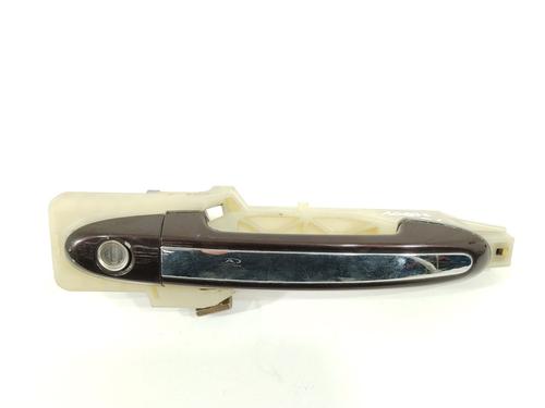 Used Front left exterior door handle HYUNDAI SANTA FÉ II (CM) 2.2 CRDi GLS 4x4 (150 hp) 29608928