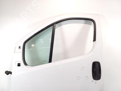 Left front door OPEL VIVARO A Bus (X83)  | BP16799925C2 