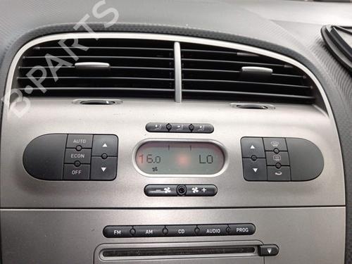 climate-control-seat-toledo-iii-5p2-2004-2005-2006-2007-2008-2009-38557078 main image