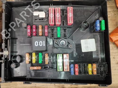 Used Fuse box Fuse box 36856738 36856738