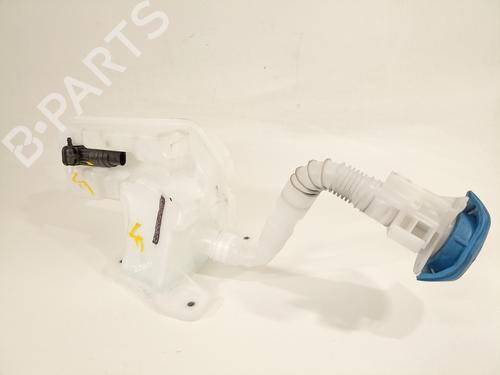 Used Windscreen washer tank SKODA OCTAVIA III Combi (5E5, 5E6) [2012-2020]  19662944