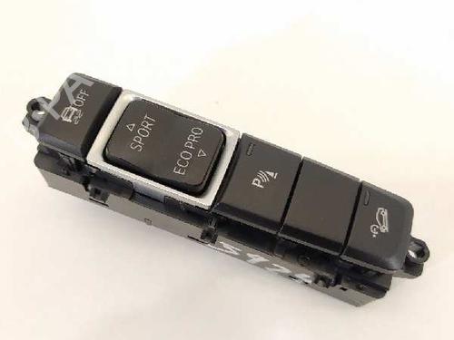 Switch BMW X1 (F48) xDrive 20 d | BP6946596I30 