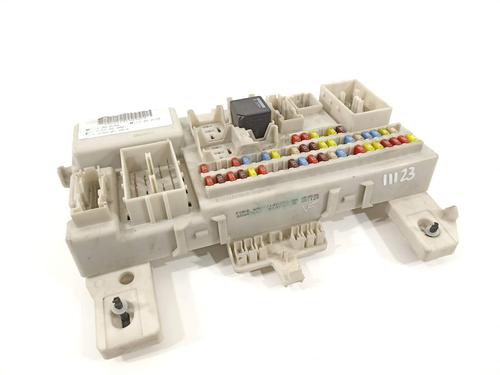 Used Fuse box Fuse box 16215961 16215961