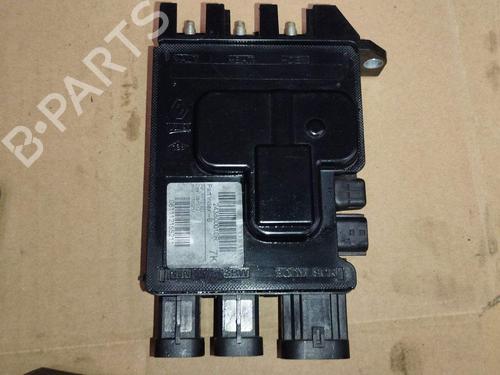 fuse-box-renault-scenic-iii-jz01_-2008-2009-2010-2011-2012-2013-2014-2015-2016-36230926 main image
