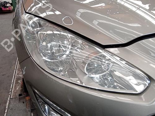 Used Right headlight Right headlight PEUGEOT 308 SW I (4E_, 4H_) 1.6 HDi (112 hp) 33759621 33759621