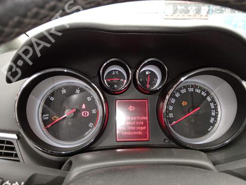 instrument-cluster-opel-zafira-tourer-c-p12-2011-36807889 main image