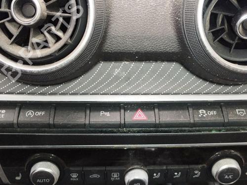 Used Switch Switch AUDI Q2 (GAB, GAG) 35 TFSI (150 hp) 33958468 33958468