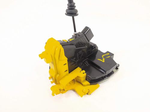 front-right-lock-kia-ceed-jd-81320a2410-2012-2013-2014-2015-2016-2017-2018-9767819 main image