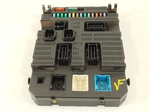 Used Fuse box Fuse box CITROËN C4 I (LC_) 1.6 HDi (90 hp) 32319050 32319050