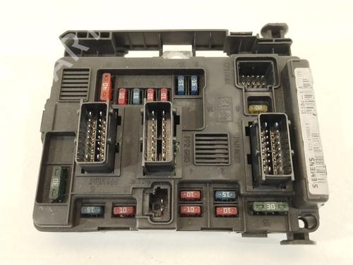Used Fuse box CITROËN C5 I Break (DE_) 2.0 HDi (DERHZB, DERHZE) (109 hp) 32319037