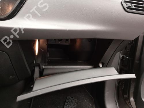 Glove box CITROËN C4 Picasso II 1.2 THP 130 | BP37192839C95 - Image 2