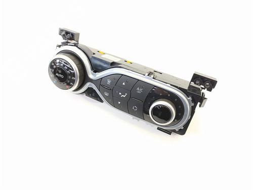 Used Climate control Climate control DACIA SANDERO II 1.5 Blue dCi 95 (B8JL) (95 hp) 9528877 9528877