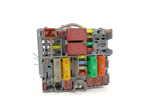 Used Fuse box Fuse box 17491427 17491427