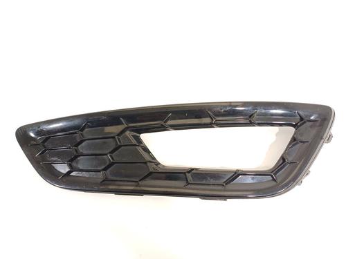 Used Grille FORD FOCUS III [2010-2020]  22202391