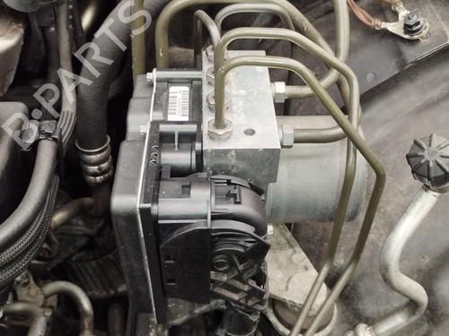 abs-pump-mercedes-benz-e-class-coupe-c207-2009-2010-2011-2012-2013-2014-2015-2016-37407968 main image