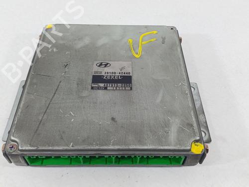 Used Engine control unit (ECU) HYUNDAI TERRACAN (HP) [2001-2008]  26001052