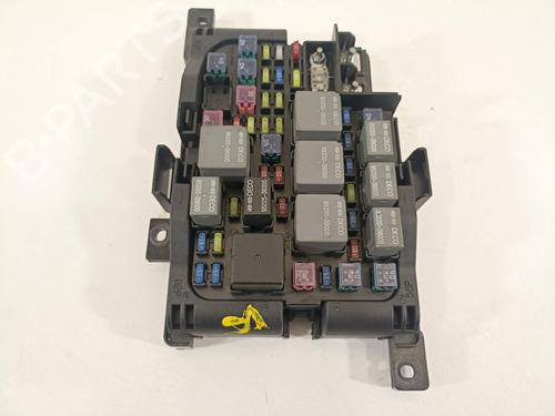 Used Fuse box Fuse box 13358607 13358607