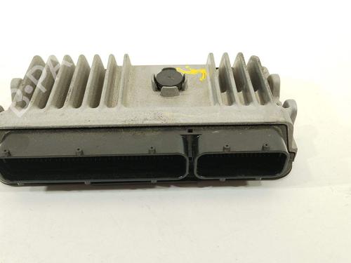 engine-control-unit-ecu-toyota-c-hr-_x1_-2016-27397748 main image