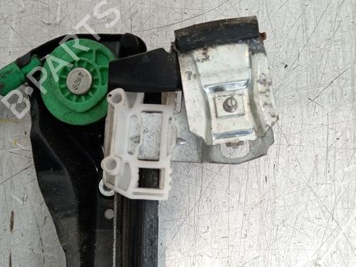 Rudehejsemekanisme ventre foran FORD FOCUS I (DAW, DBW) 1.8 Turbo DI / TDDi | BP30747937C22