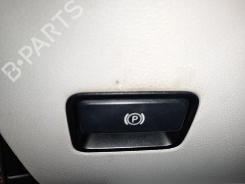 Used Hand brake MERCEDES-BENZ B-CLASS Sports Tourer (W246, W242) B 200 CDI (246.201) (136 hp) 31194092