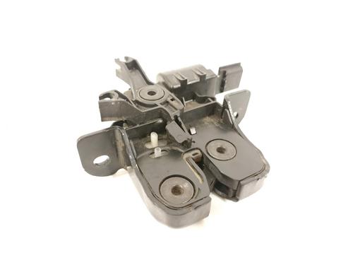 tailgate-lock-dacia-duster-hs_-905030010r-2010-2011-2012-2013-2014-2015-2016-2017-2018-16836340 main image