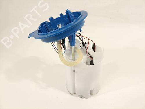 Used Fuel pump SKODA OCTAVIA III Combi (5E5, 5E6) [2012-2020]  19700435