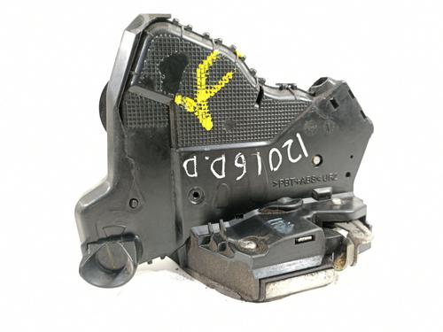 Used Front right lock TOYOTA AURIS (_E15_) [2006-2012]  18052807
