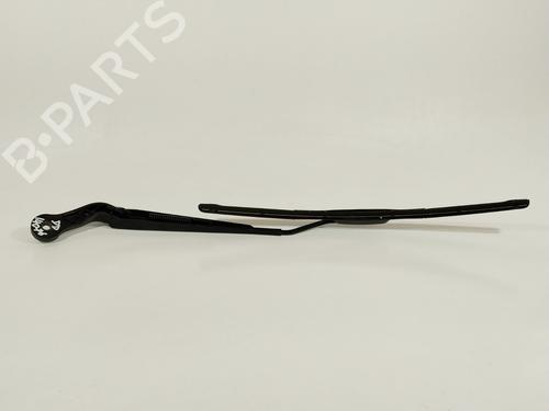 Used Front windshield wiper arm MINI MINI (F56) Cooper D (116 hp) 26731890