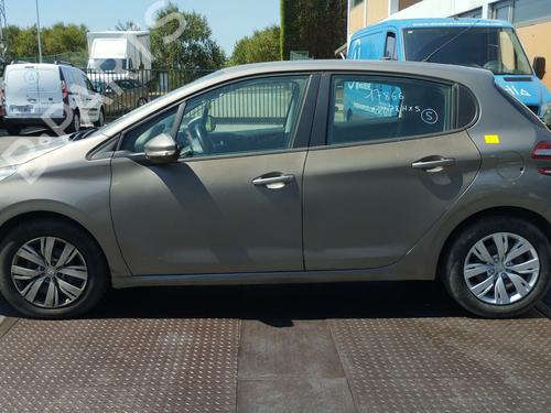Used Parts PEUGEOT 208 I (CA_, CC_) 1.4 HDi 4909322