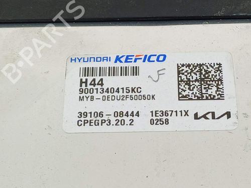 Engine control unit (ECU) KIA STONIC (YB) | BP23957661M57 - Image 4