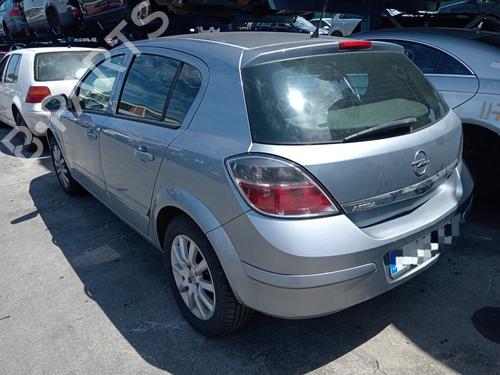 Fuse box OPEL ASTRA H (A04)  | BP20334562E1 