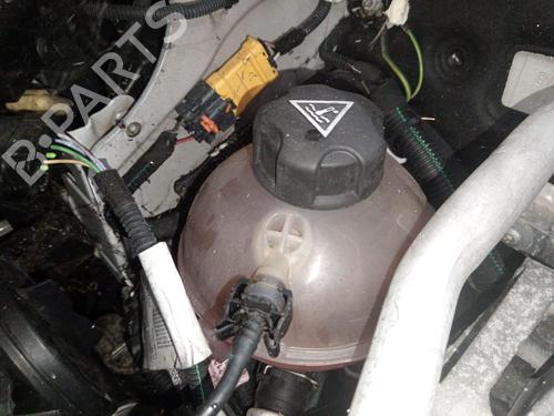 expansion-tank-citroen-c4-grand-picasso-ii-da_-de_-2013-37192766 main image
