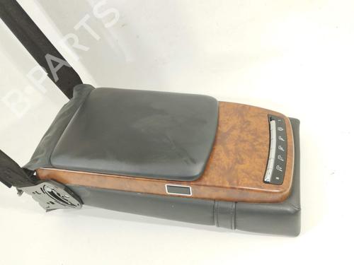 Used Armrest / Center console Armrest / Center console 15184396 15184396