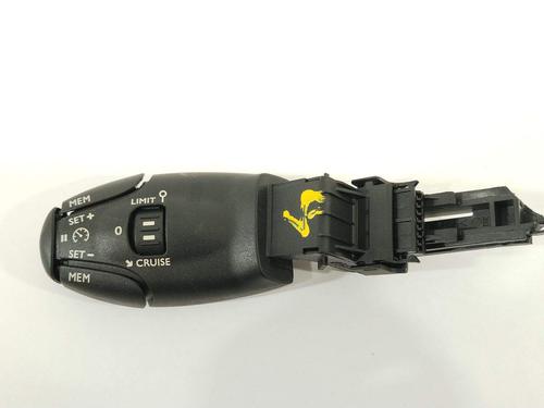 Used Switch Switch PEUGEOT 308 II (LB_, LP_, LW_, LH_, L3_) 1.2 THP 110 (110 hp) 28516639 28516639