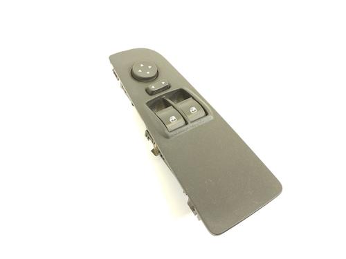 Used Left front window switch Left front window switch FIAT GRANDE PUNTO (199_) 1.9 D Multijet (130 hp) 11034186 11034186
