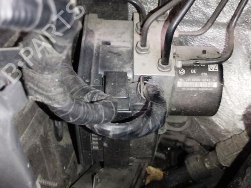 Used ABS pump SEAT ALTEA (5P1) 1.9 TDI (105 hp) 25437337