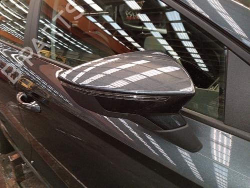 Used Right mirror Right mirror 37520489 37520489