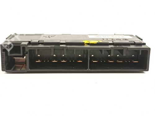 Fuse box TOYOTA AURIS (_E18_)  | BP16251550E1 