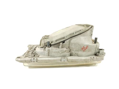 Right headlight MERCEDES-BENZ 123 Saloon (W123) 300 D (123.130) | BP30684396C29